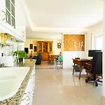 Family Comfort House * Seixal (Setubal)