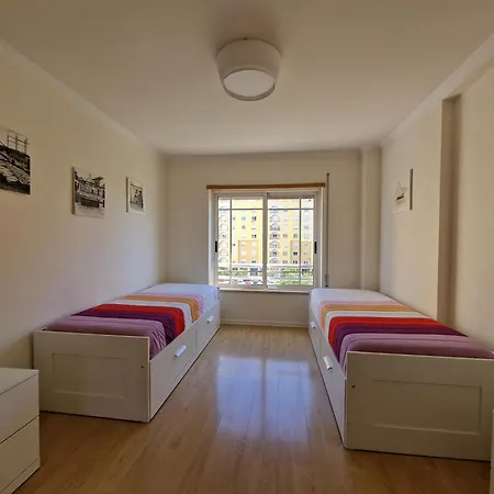 Family Comfort House Seixal (Setubal)